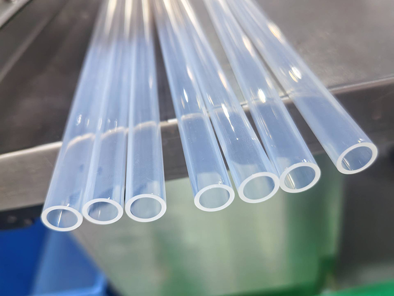 FEP软管：半导体高纯液冷系统的理想输送方案